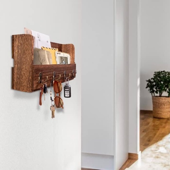 NEW Wooden rustic shelf with hooks - Picture 6 of 6